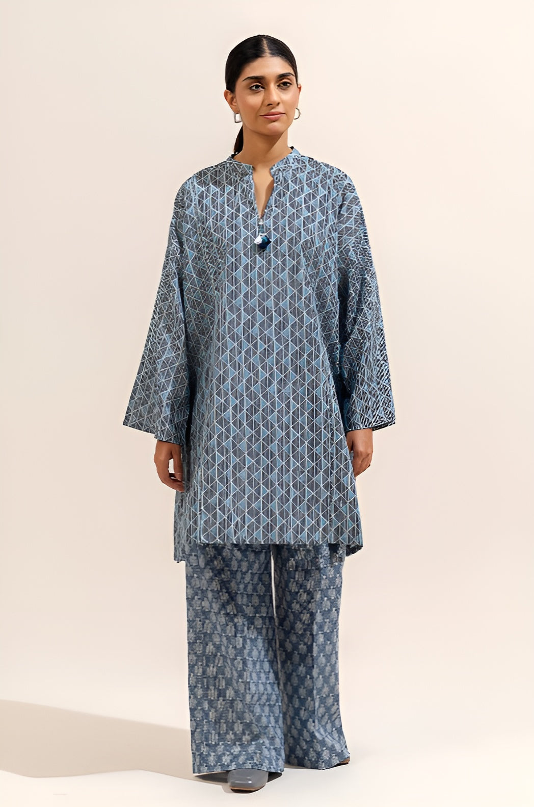 2 PIECE PRINTED KHADDAR SUIT-GRAPHITE GRID (UNSTITCHED)