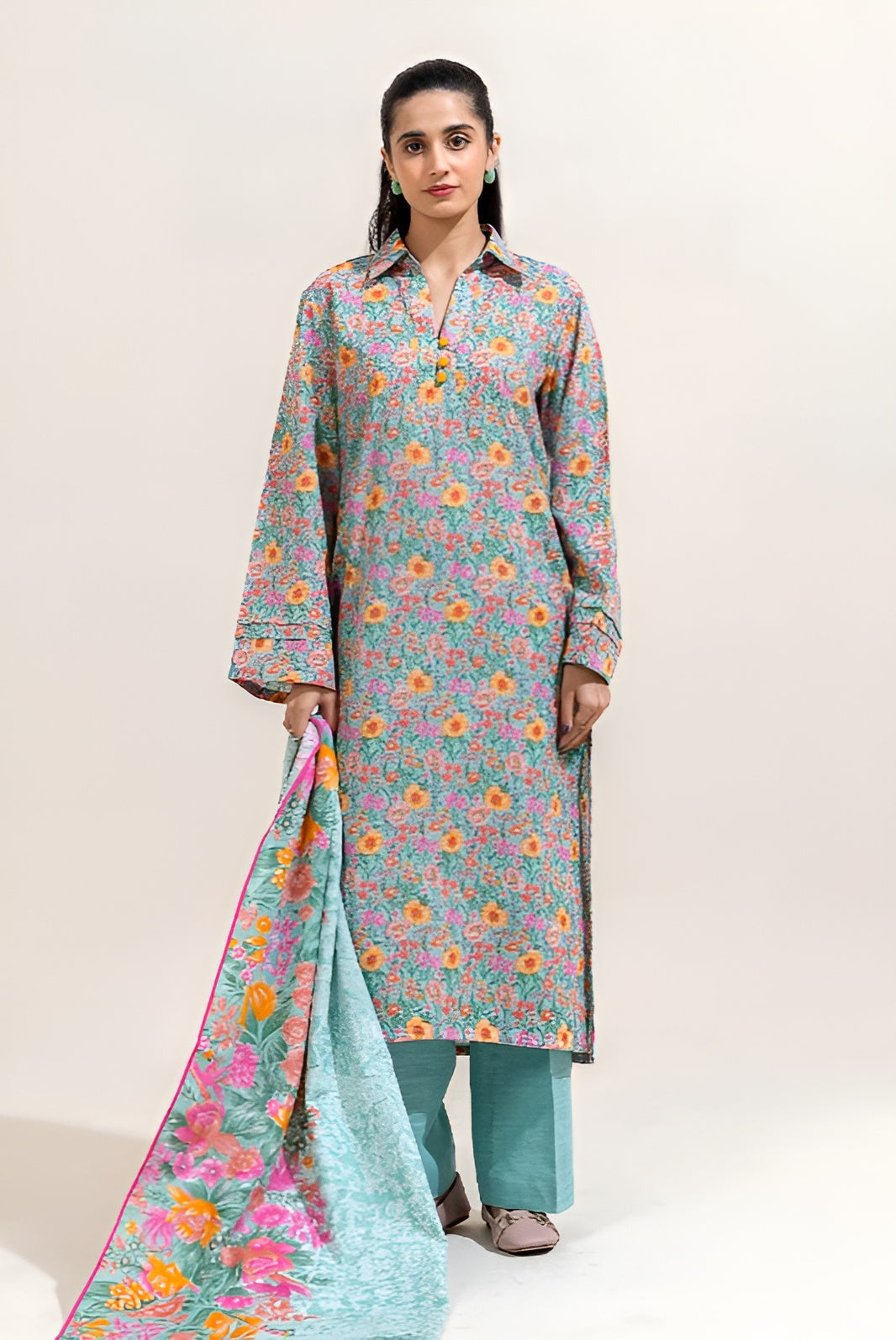 Beechtree Khaddar Embroidered 3-Piece – Design 02 (Unstitched)