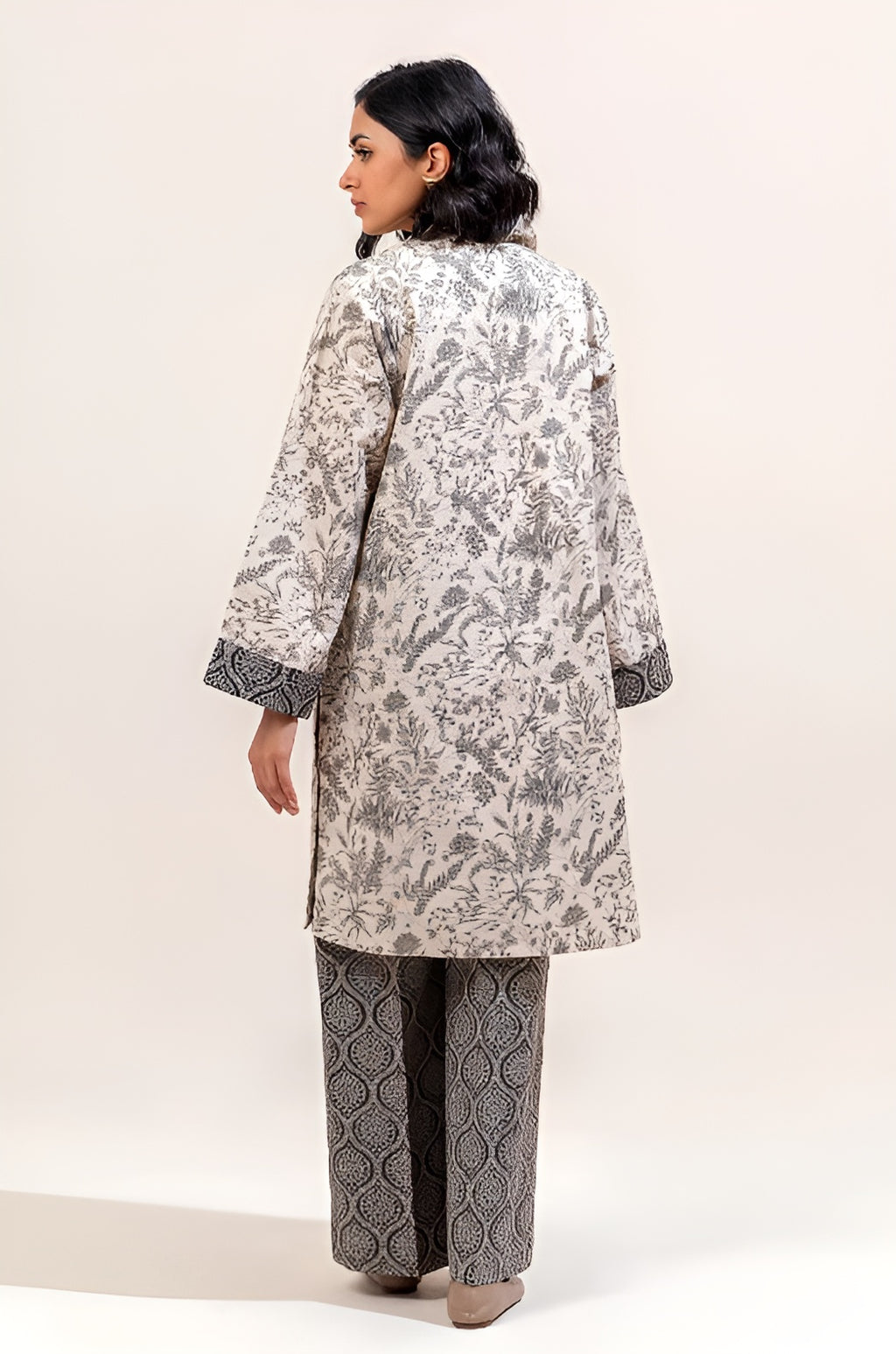 2 PIECE PRINTED KHADDAR SUIT-WHISPER ASH (UNSTITCHED)