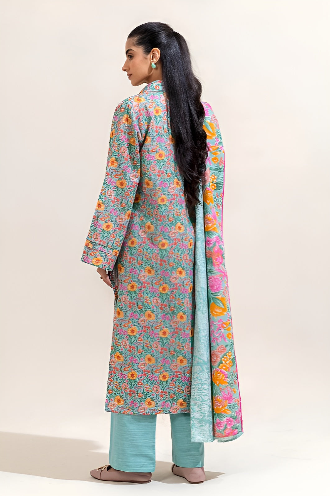 2 PIECE PRINTED KHADDAR SUIT-WHISPER ASH (UNSTITCHED)