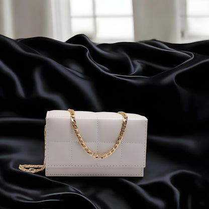 White Chain Shoulder Bag | The AK Collection